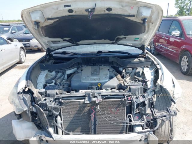 JN8CS1MW2HM410626 Infiniti QX70