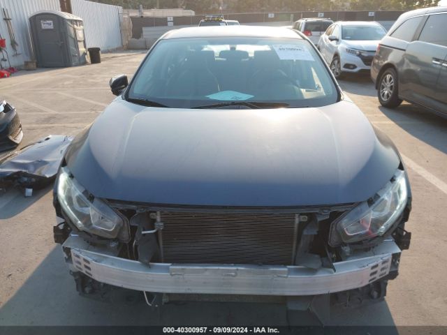 2HGFC2F55JH538997 Honda Civic Lx