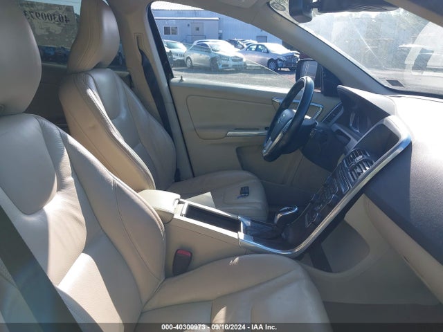 YV4940DZ6E2542216 Volvo XC60 3.2
