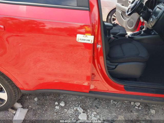 KNDJP3A5XJ7571743 KIA SOUL +