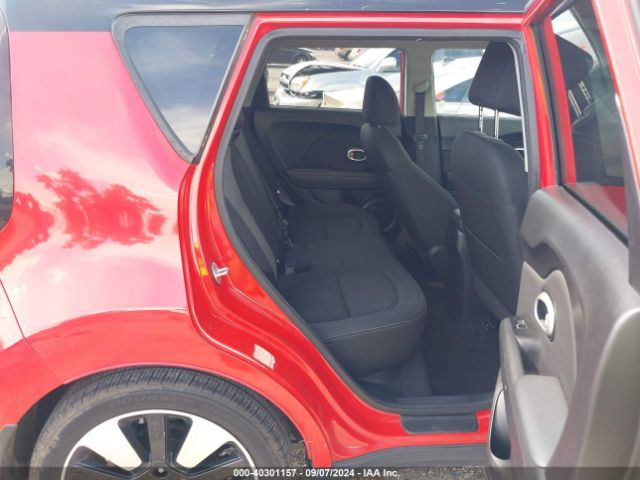 KNDJP3A5XJ7571743 KIA SOUL +