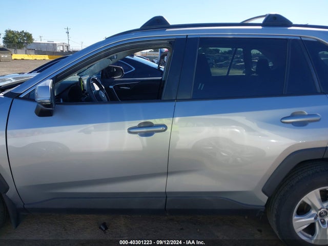 Toyota Rav4 Xle 2020 2T3W1RFV3LC067305 Image 15