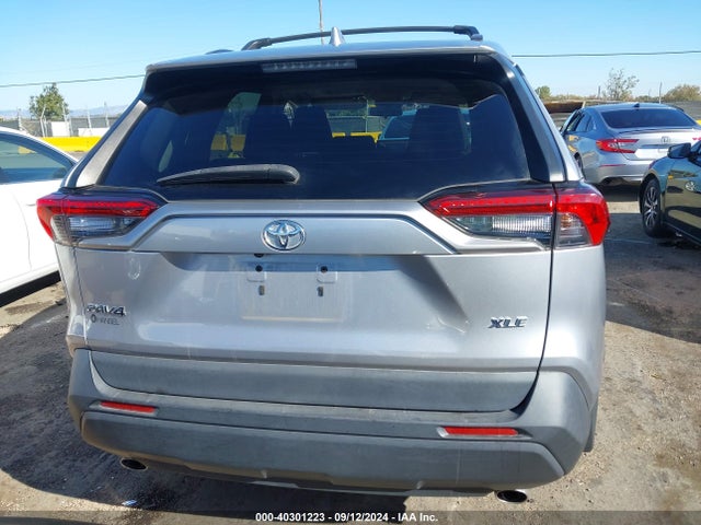 Toyota Rav4 Xle 2020 2T3W1RFV3LC067305 Image 17