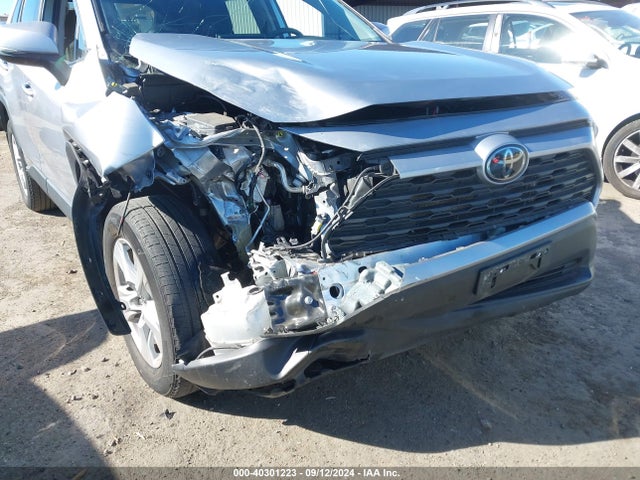 Toyota Rav4 Xle 2020 2T3W1RFV3LC067305 Image 6