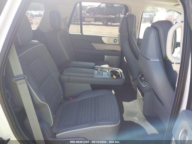 5LMJJ2TT9LEL21540 Lincoln Navigator Black Label