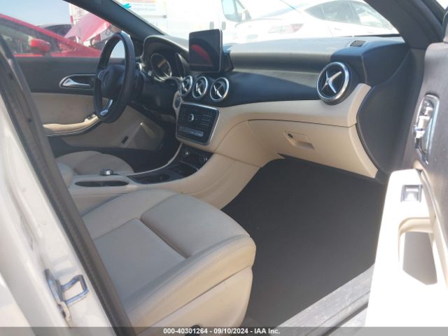 2019 MERCEDES-BENZ CLA 250 WDDSJ4EBXKN752159 Photo 4