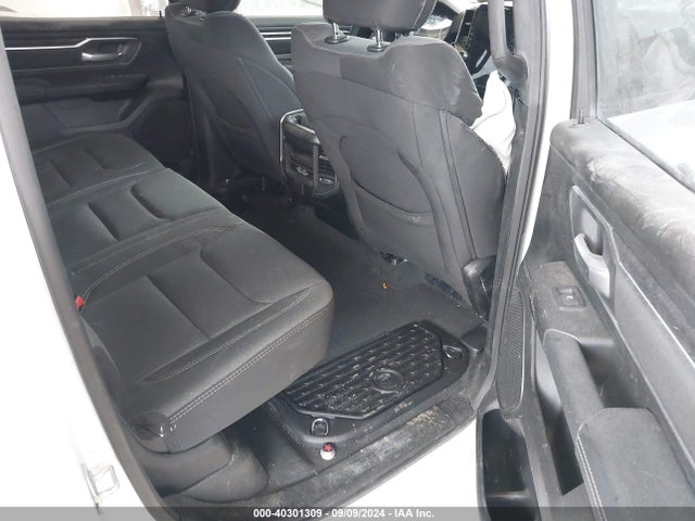 RAM 1500 Big Horn  4x4 5'7 Box 2024 1C6SRFFT0RN136042 Image 8