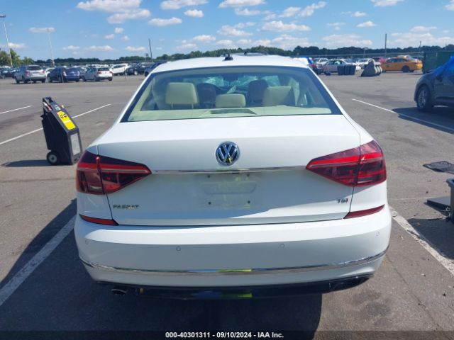 1VWMA7A30KC000109 Volkswagen Passat 2.0t Se R-line