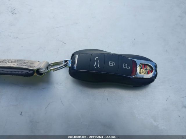WP1AA2A21ELA07427 Porsche Cayenne