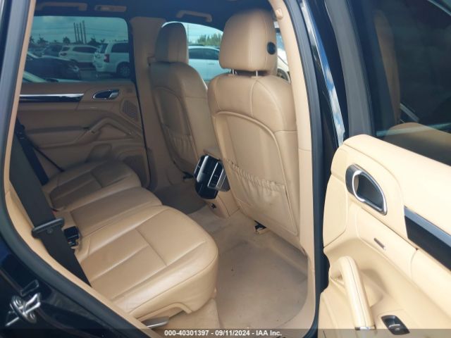 WP1AA2A21ELA07427 Porsche Cayenne