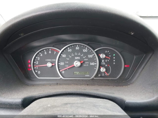 2004 MITSUBISHI ENDEAVOR 4A4MN31S74E014371 Photo 6