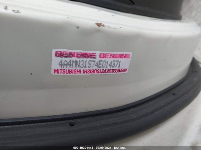 2004 MITSUBISHI ENDEAVOR 4A4MN31S74E014371 Photo 8