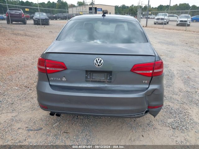3VWD17AJ2FM212819 Volkswagen Jetta 1.8t Sport