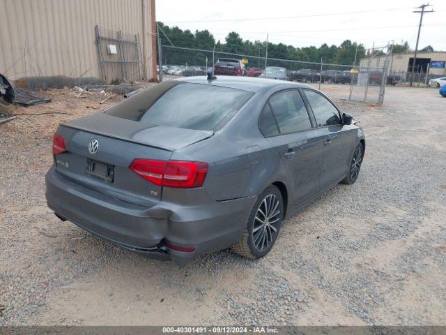 3VWD17AJ2FM212819 Volkswagen Jetta 1.8t Sport