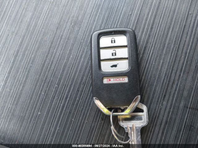 5FNYF6H18HB070022 Honda PILOT LX