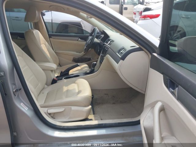 1VWBN7A30EC020151 Volkswagen Passat 2.0l Tdi Se