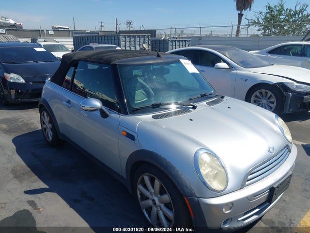 2006 MINI COOPER WMWRF33506TF64561 Photo 0