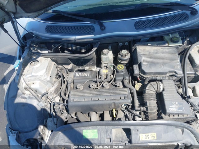 2006 MINI COOPER WMWRF33506TF64561 Photo 9