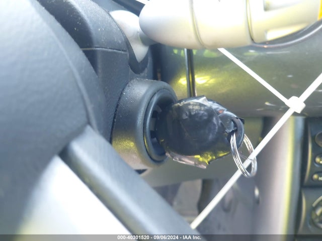 2006 MINI COOPER WMWRF33506TF64561 Photo 10