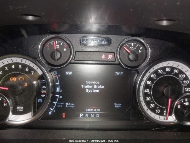 3C6RR7LT2JG176158 RAM 1500 Big Horn  4x4 5'7 Box