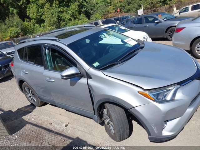 Toyota Rav4 Xle 2018 2T3RFREV8JW797397 Image 13