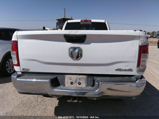 3C6UR5HJ2KG545446 RAM 2500 Tradesman  4x4 8' Box