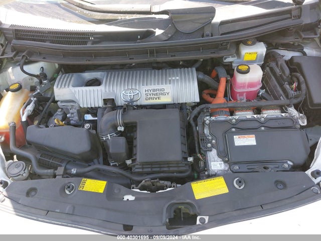 JTDKN3DU4E1742489 Toyota Prius Three