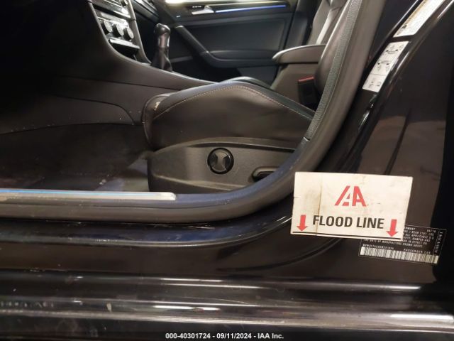 2016 VOLKSWAGEN GOLF R WVWUF7AU0GW291634 Photo 5