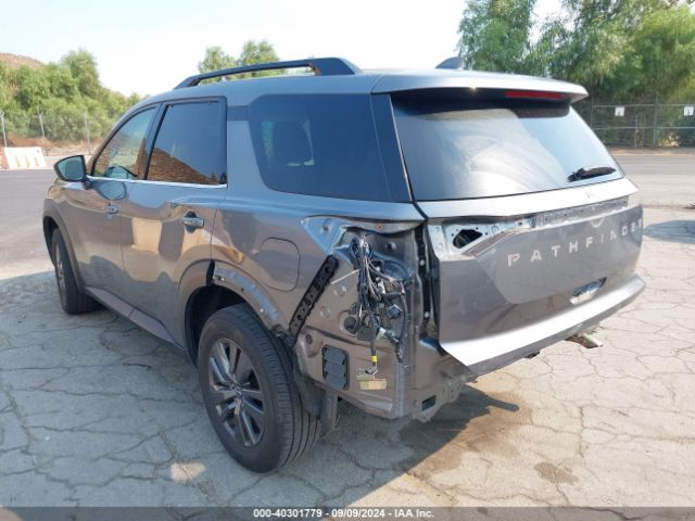 5N1DR3BB7NC242728 Nissan Pathfinder Sv 2wd