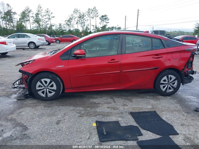 Toyota Prius Two 2017 JTDKBRFU9H3567206 Image 14