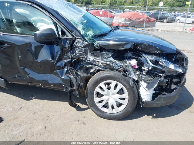 Toyota Corolla Cross L 2024 7MUAAABG8RV107489 Image 17