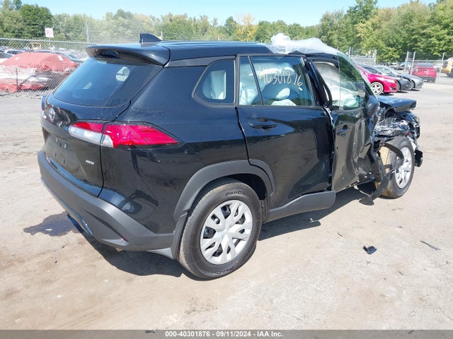 Toyota Corolla Cross L 2024 7MUAAABG8RV107489 Image 4