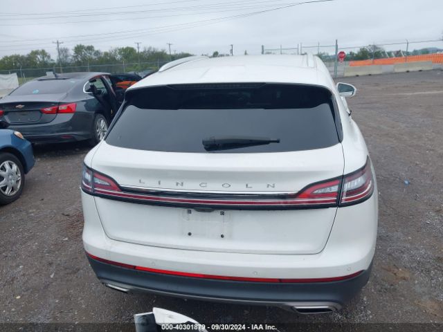 2LMPJ6J9XNBL17589 Lincoln Nautilus Standard