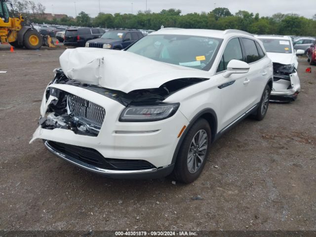 2LMPJ6J9XNBL17589 Lincoln Nautilus Standard