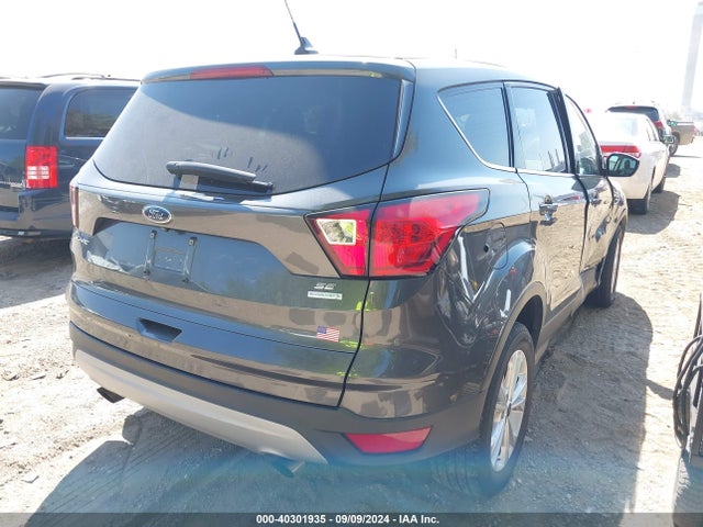 Ford ESCAPE SE 2019 1FMCU0GD1KUA77039 Image 4