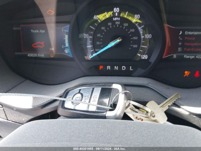 3FA6P0LUXKR212689 Ford Fusion Hybrid Se