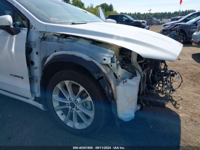 3FA6P0LUXKR212689 Ford Fusion Hybrid Se