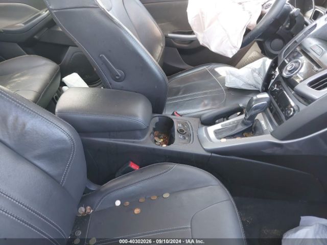 1FADP3J21EL228695 Ford Focus Titanium