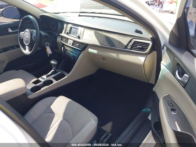 KIA Optima Lx 2016 KNAGT4L39G5095865 Image 5
