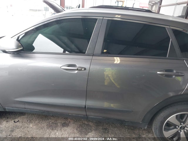 KIA NIRO EX 2018 KNDCE3LC8J5108067 Image 14