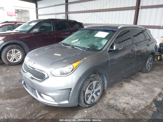KIA NIRO EX 2018 KNDCE3LC8J5108067 Image 2