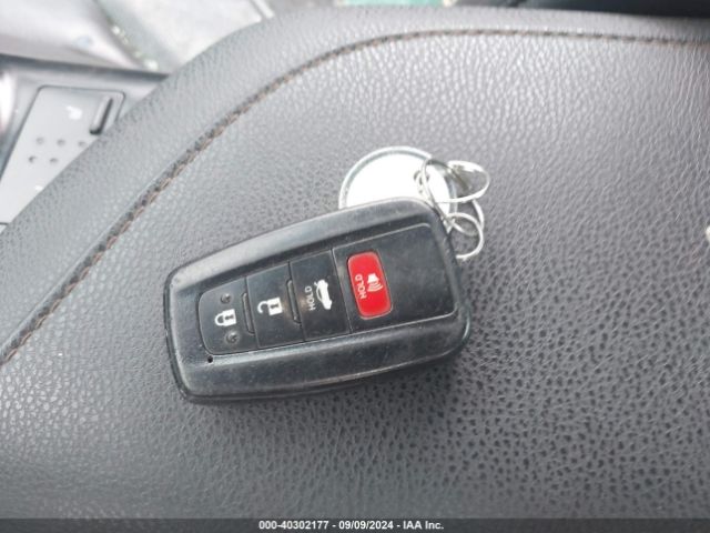 4T1B11HK3JU069451 Toyota CAMRY XLE