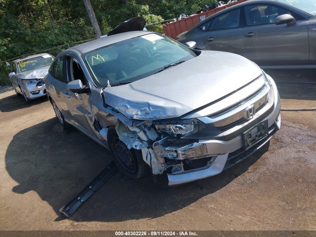 Honda Civic Lx 2018 2HGFC2F55JH517471 Image 1