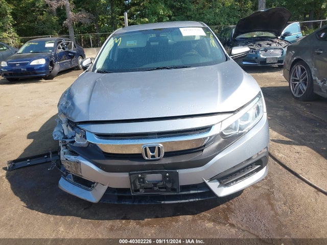 Honda Civic Lx 2018 2HGFC2F55JH517471 Image 12