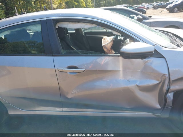 Honda Civic Lx 2018 2HGFC2F55JH517471 Image 13
