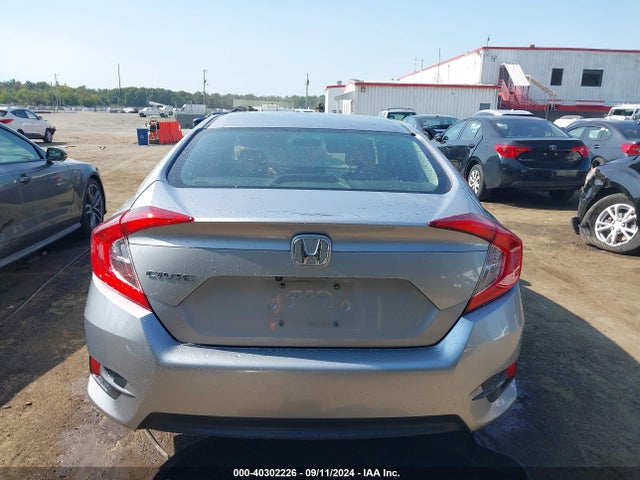 Honda Civic Lx 2018 2HGFC2F55JH517471 Image 16