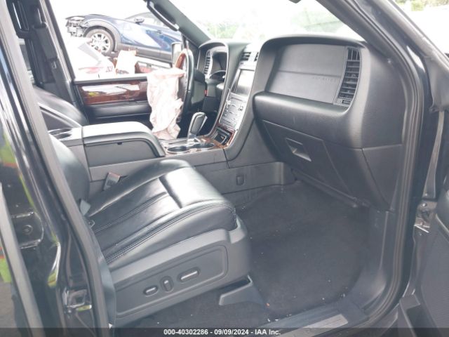 5LMJJ2HT8FEJ06969 Lincoln Navigator