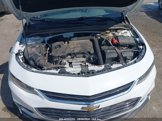 Chevrolet MALIBU LT 2018 1G1ZD5ST4JF232091 Image 10