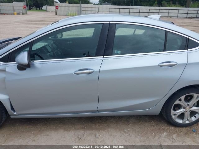 1G1BF5SM2H7178556 Chevrolet Cruze Premier Auto