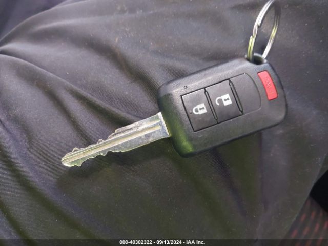 JA4AP3AU8JU012775 Mitsubishi Outlander Sport 2.0 Es